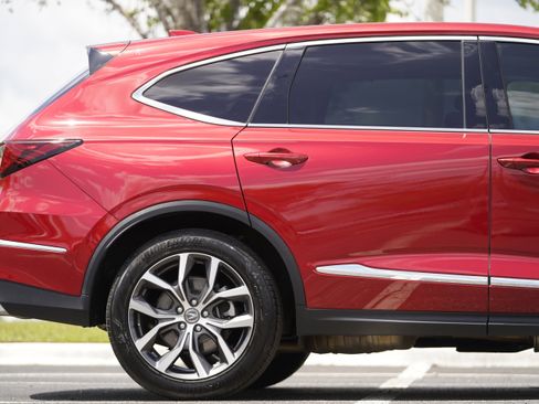 Used 2024 Acura MDX SH-AWD w/ Technology Package image 5