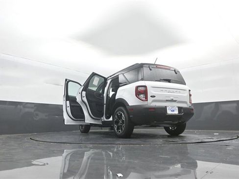 New 2025 Ford Bronco Sport Outer Banks image 43