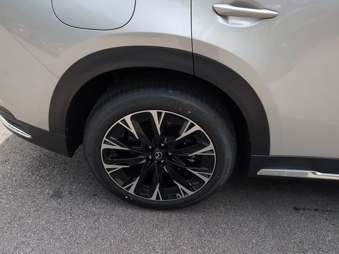 New 2026 MAZDA CX-90 Plug-In Hybrid w/ Premium Plus AWD/4WD image 4