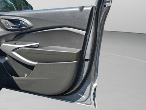 Used 2024 Chevrolet Trax LS w/ Driver Confidence Package FWD image 34