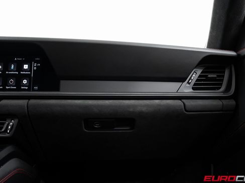 Used 2024 Porsche 911 Carrera GTS w/ Premium Package image 34