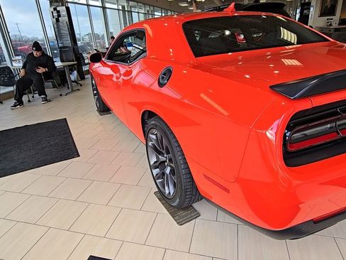 Certified 2022 Dodge Challenger R/T Scat Pack image 6