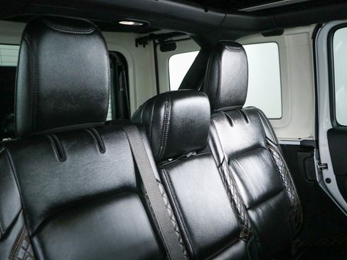 Used 2021 Jeep Wrangler Unlimited Sahara AWD/4WD image 28