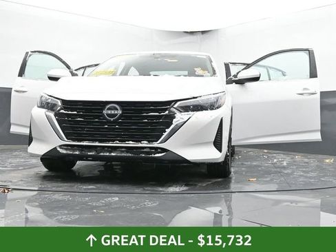 Used 2024 Nissan Sentra SV w/ Trunk Package image 69