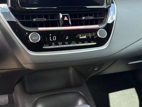 Used 2026 Toyota Corolla SE FWD image 18