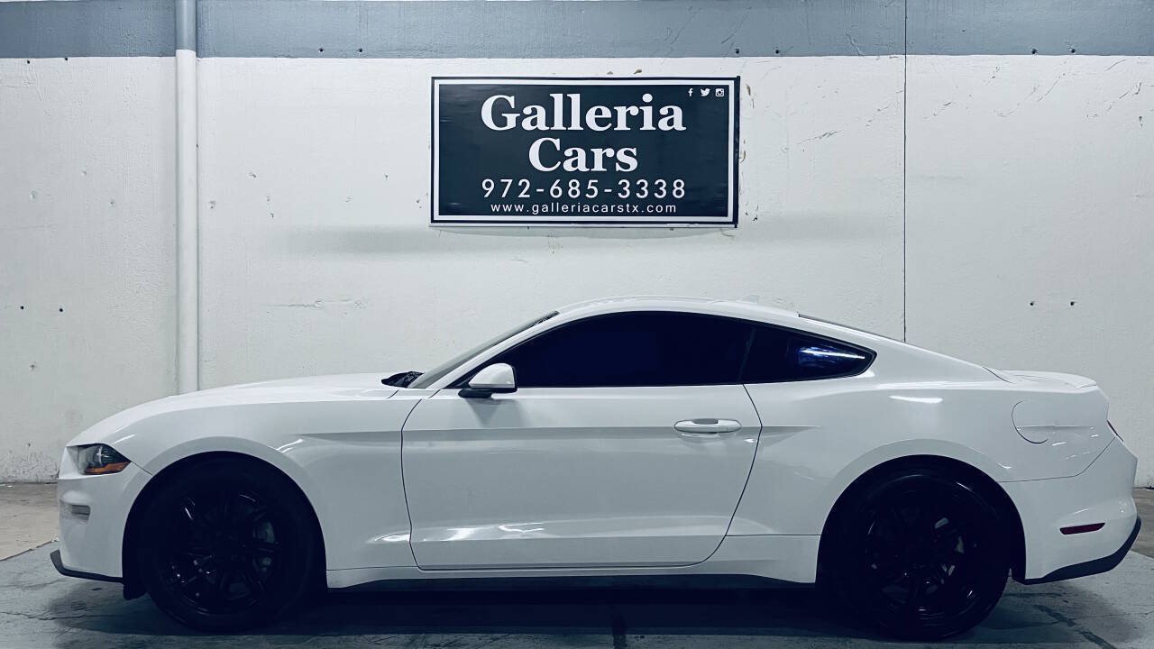 Used 2021 Ford Mustang Premium RWD image 1