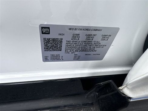Certified 2024 Buick Envista Sport Touring w/ Convenience I Package FWD image 32