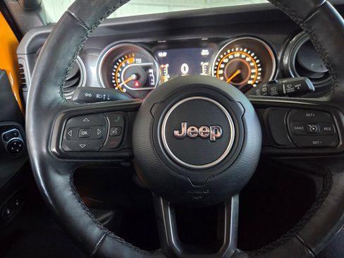 Used 2021 Jeep Wrangler Unlimited Sport AWD/4WD image 8