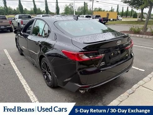 Used 2025 Toyota Camry SE AWD/4WD image 15