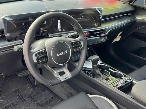 New 2026 Kia K5 GT-Line image 9
