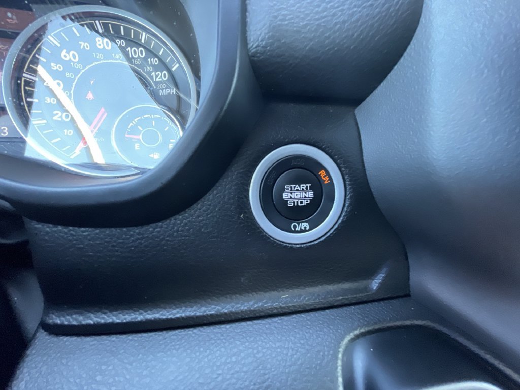 Used 2023 RAM 1500 Laramie AWD/4WD image 17