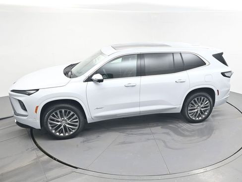 New 2026 Buick Enclave Avenir w/ Super Cruise Package image 32