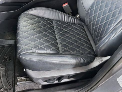 Used 2022 Mitsubishi Outlander SEL AWD/4WD image 15