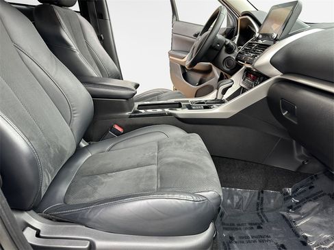 Used 2023 Mitsubishi Eclipse Cross SE image 26