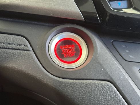 Used 2024 Honda Odyssey EX-L image 16