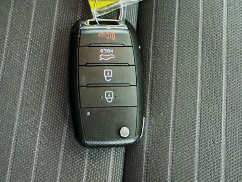 Used 2017 Kia Forte LX w/ LX Popular Package image 34