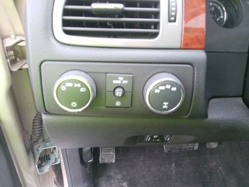 Used 2013 GMC Yukon SLT image 19