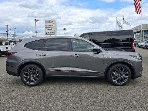 Used 2024 Acura MDX A-Spec AWD/4WD image 32