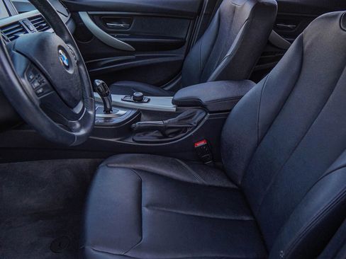 Used 2014 BMW 320i Sedan image 22