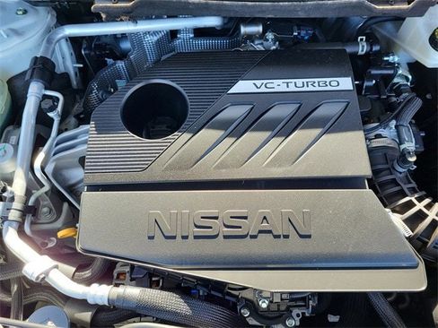 Used 2022 Nissan Rogue SL image 30