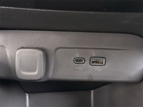 Used 2026 Chevrolet Trax RS w/ Driver Confidence Package image 23