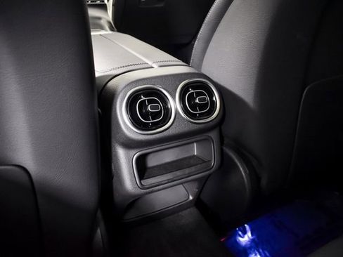 Certified 2024 Mercedes-Benz GLC 300 4MATIC image 38