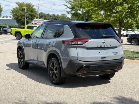 Certified 2023 Nissan Rogue SV w/ SV Premium B Package AWD/4WD image 7