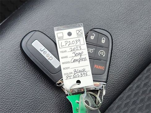 Used 2023 Jeep Compass Latitude w/ Sun and Sound Group image 35
