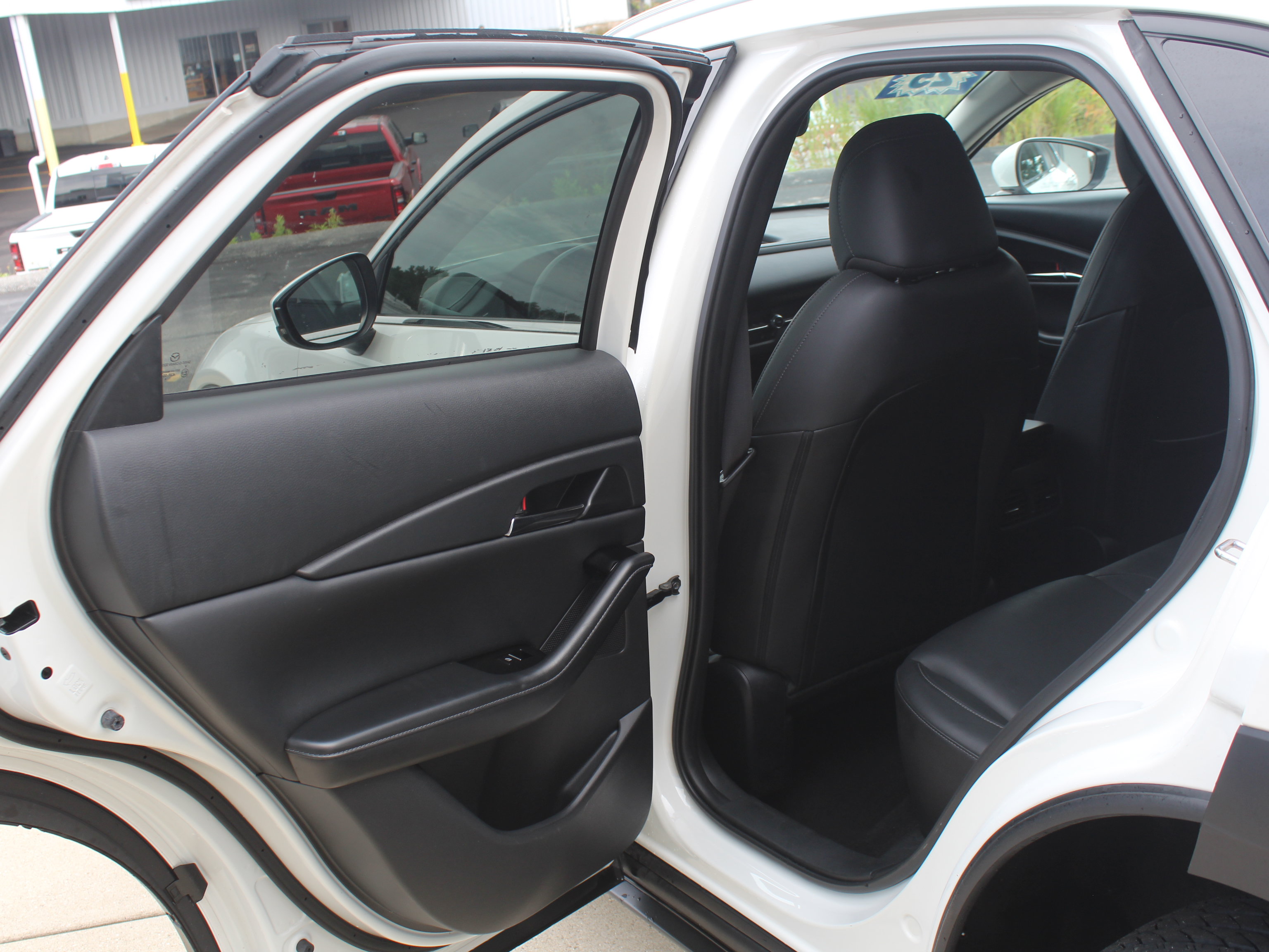Used 2025 MAZDA CX-30 AWD 2.5 S w/ Preferred Package image 22