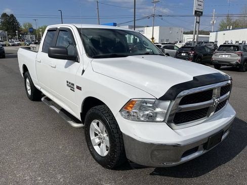 Used 2019 RAM 1500 Classic SLT AWD/4WD image 11