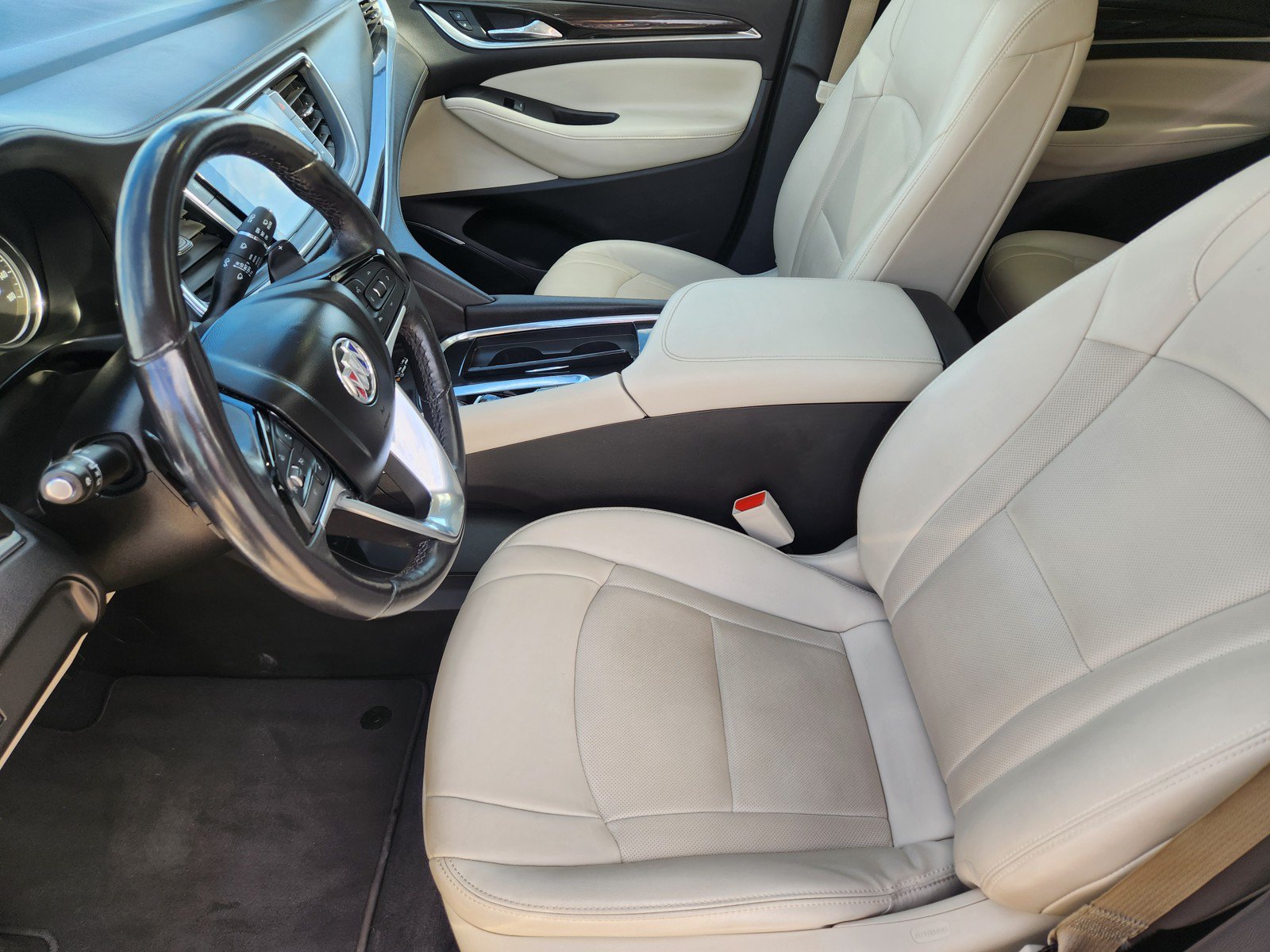 Used 2023 Buick Enclave Essence w/ Experience Buick Package FWD image 11