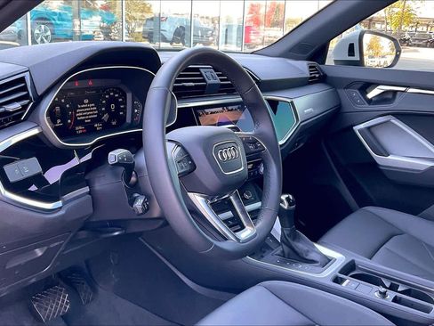 Certified 2025 Audi Q3 2.0T Premium w/ Convenience Package image 16