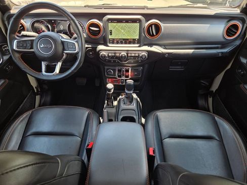 Used 2022 Jeep Gladiator Mojave w/ LED Lighting Group AWD/4WD image 17