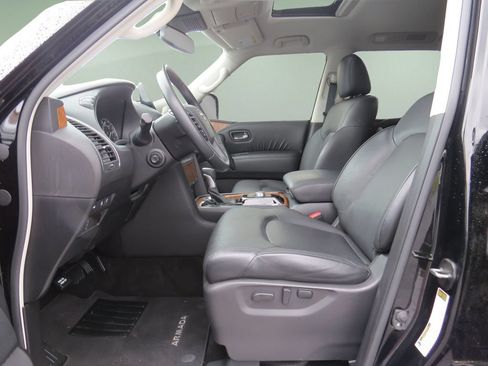 Used 2023 Nissan Armada SL w/ Captain's Chairs Package RWD image 20