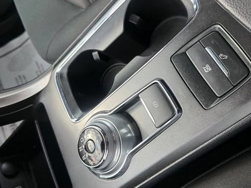 Certified 2019 Ford Fusion SE FWD image 23