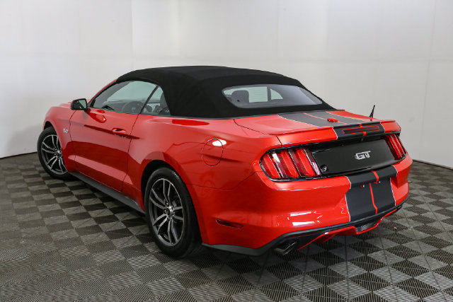 Used 2017 Ford Mustang GT Premium RWD image 9