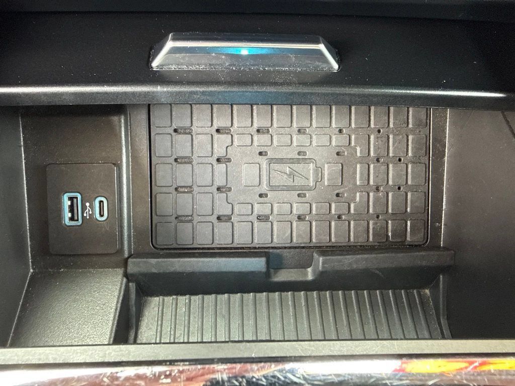 Used 2024 Ford Expedition Max XLT AWD/4WD image 17
