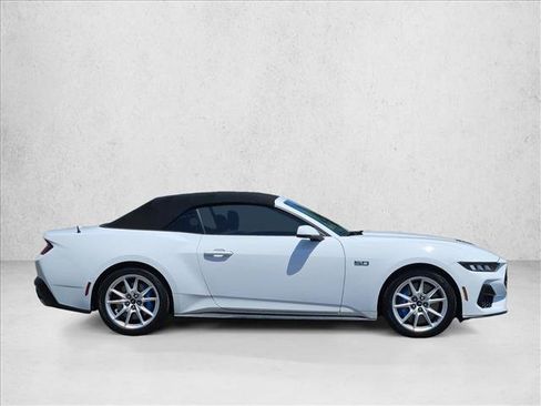 Used 2024 Ford Mustang GT Premium RWD image 9