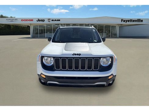Used 2023 Jeep Renegade Latitude image 8