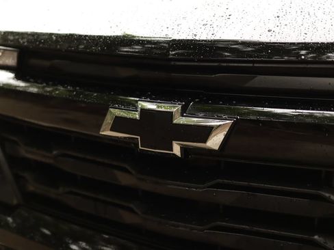 Used 2024 Chevrolet Colorado Z71 w/ Advanced Trailering Package AWD/4WD image 34