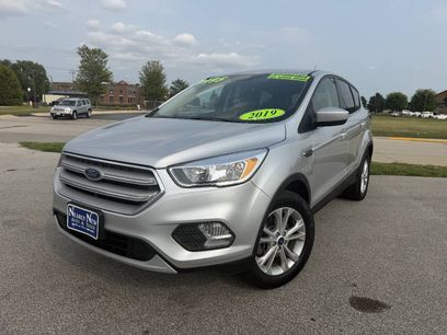 Used 2019 Ford Escape SE