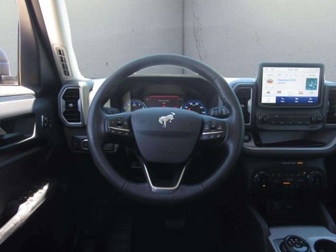 Used 2023 Ford Bronco Sport Outer Banks w/ Tech Package AWD/4WD image 24