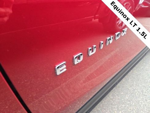 Used 2018 Chevrolet Equinox LT image 5