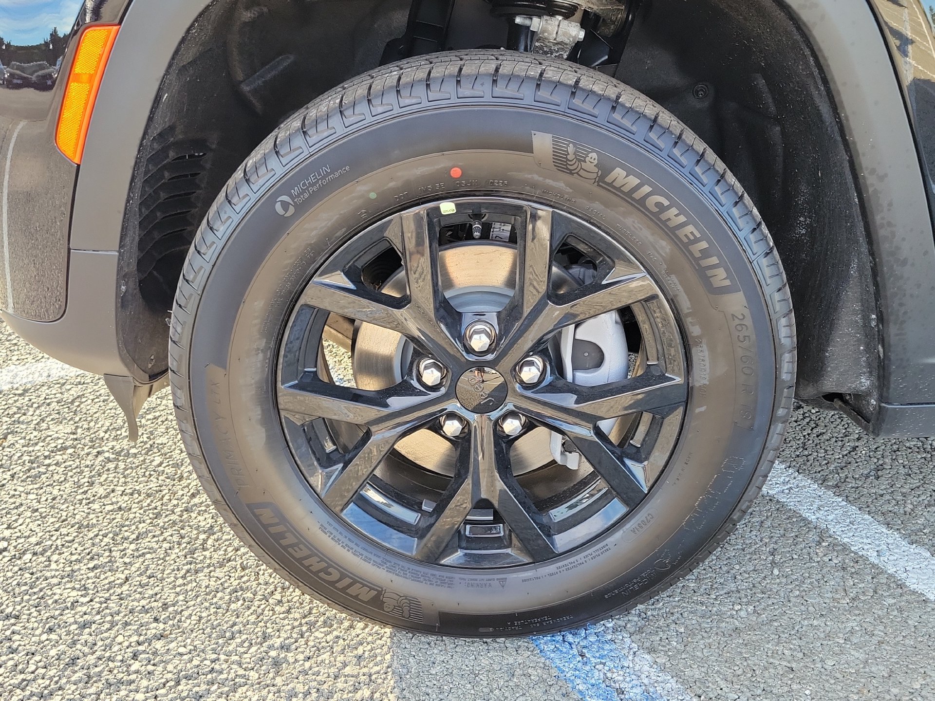 New 2026 Jeep Grand Cherokee Altitude RWD image 21
