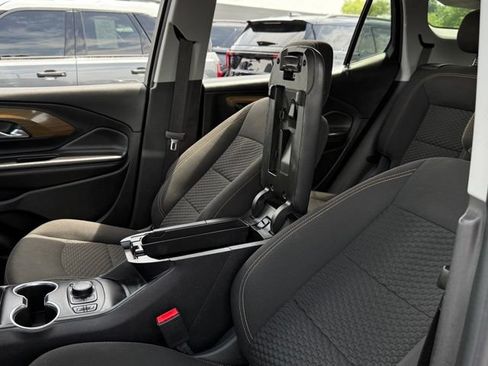 Used 2020 GMC Terrain SLE w/ Driver Convenience Package FWD image 28