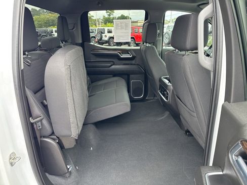 Used 2023 GMC Sierra 1500 Elevation image 21