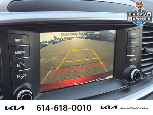 Used 2020 Kia Sorento LX FWD image 29