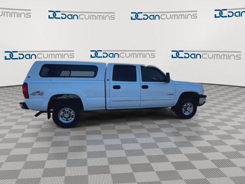 Used 2004 Chevrolet Silverado 2500 LT w/ Skid Plate Package image 9