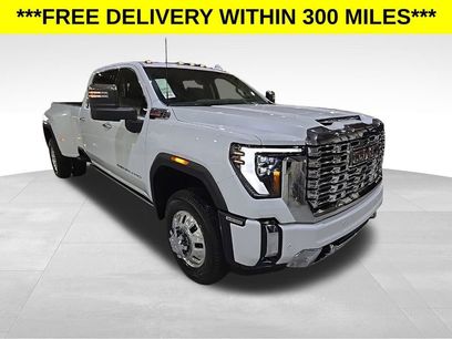 New 2026 GMC Sierra 3500 Denali w/ Denali Reserve Package