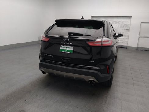 Used 2022 Ford Edge Titanium AWD/4WD image 7